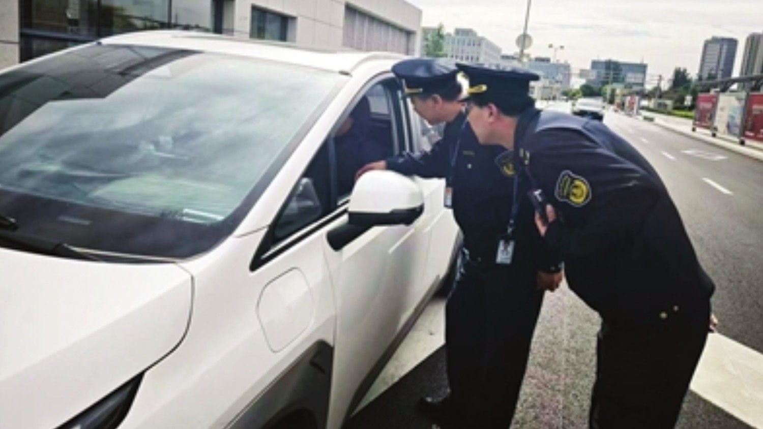 不合规网约车，带来风险几何？