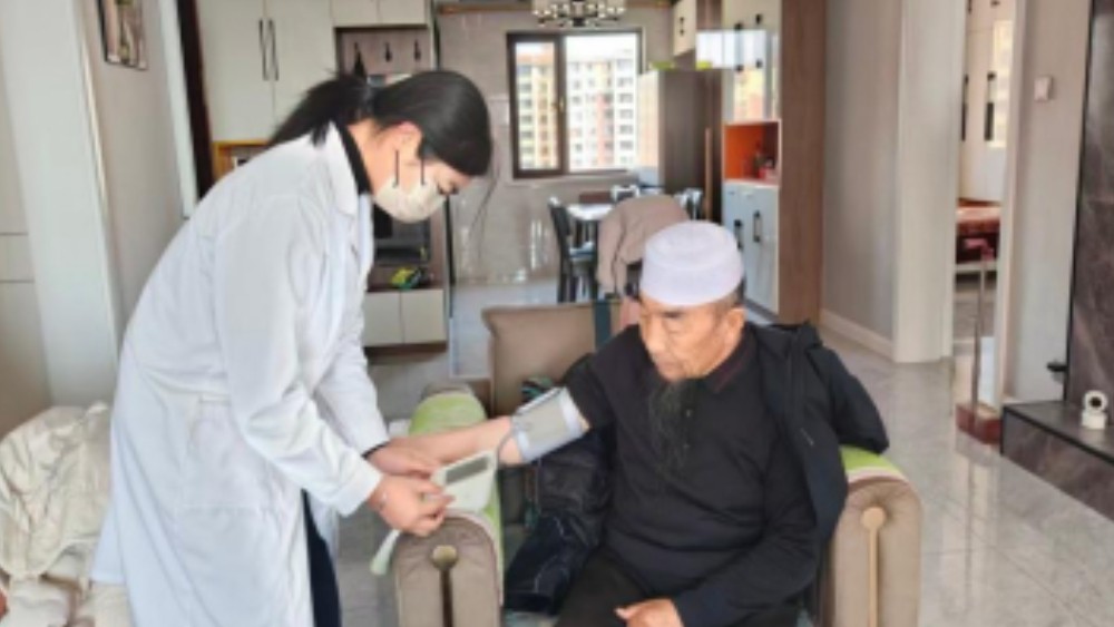 同心县富兴社区：叩门入户解急难 倾情服务暖民心
