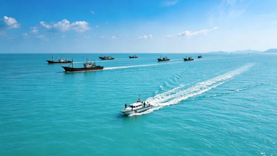 蔚蓝永续碧海间