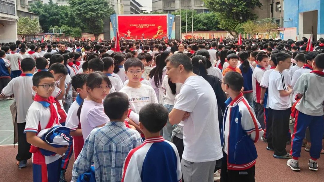 应急救护进校园 守护成长不缺席