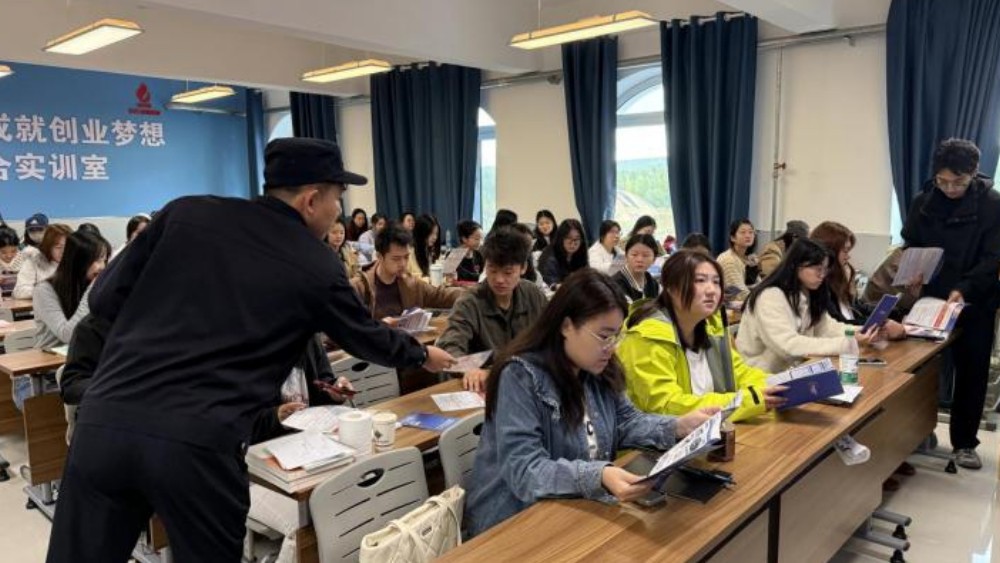黑龙江抚远：网络安全进校园 护航青春不“踩坑”