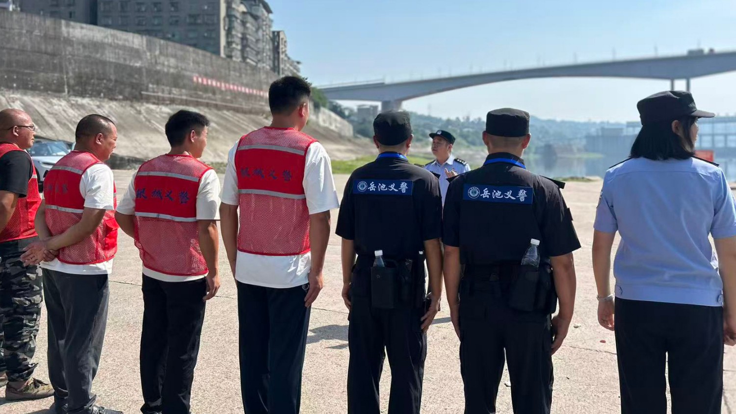 绘就警民共治新“枫”景  岳池警民联动筑牢水域生态安全防线
