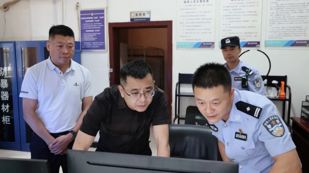 深入一线察实情 强基固本促提升