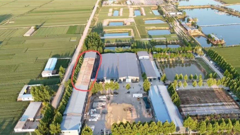 一门窗厂暗藏危化品窝点