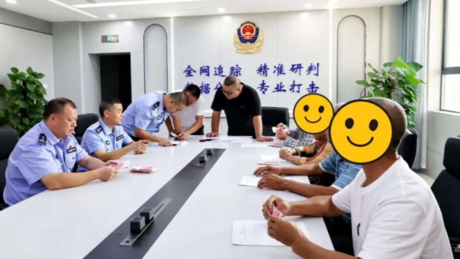 拒不支付劳动报酬被抓 萍乡万安公安为11名农民工追回拖欠薪资6.4万余元