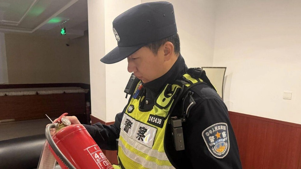塔河县公安局开展行业场所消防安全专项检查