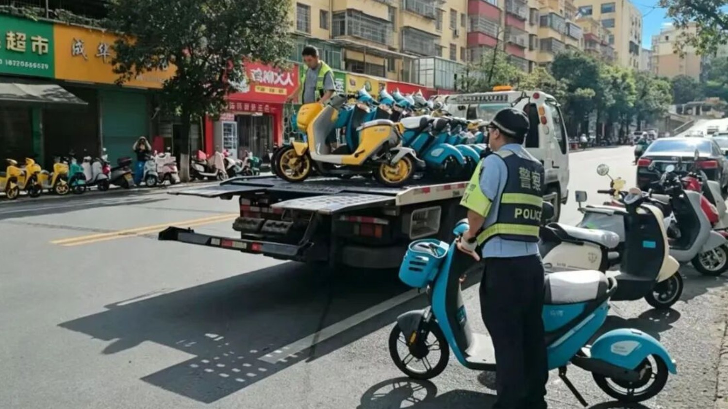 宜春市宜阳交警：线上线下双发力，“进圈入群”破难题