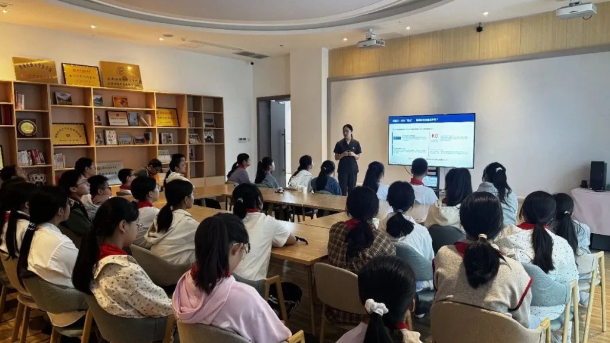 “宪”护青春 “法”育未来——简阳市司法局组织学生开展宪法教育主题实践活动