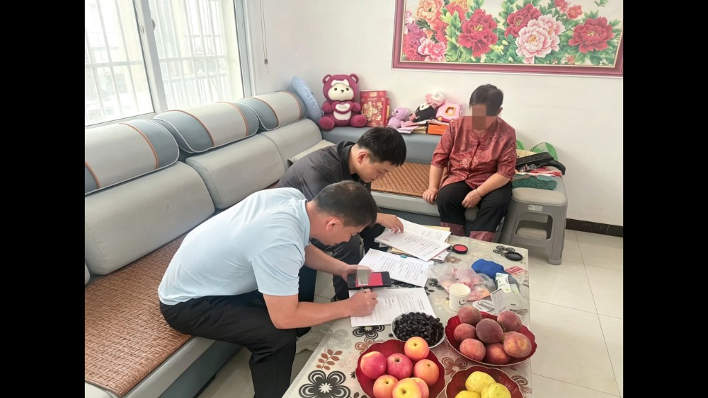 河南省南阳市桐柏县法院：上门立案暖银发 适老服务有温度