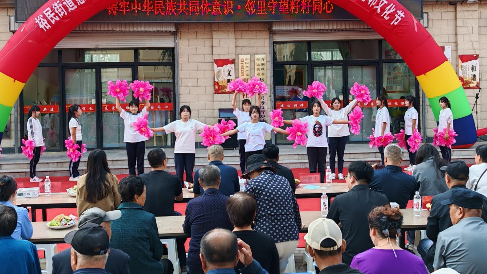 青铜峡市惠源社区：情满中秋·与爱同行 睦邻文化节传递民族团结暖流