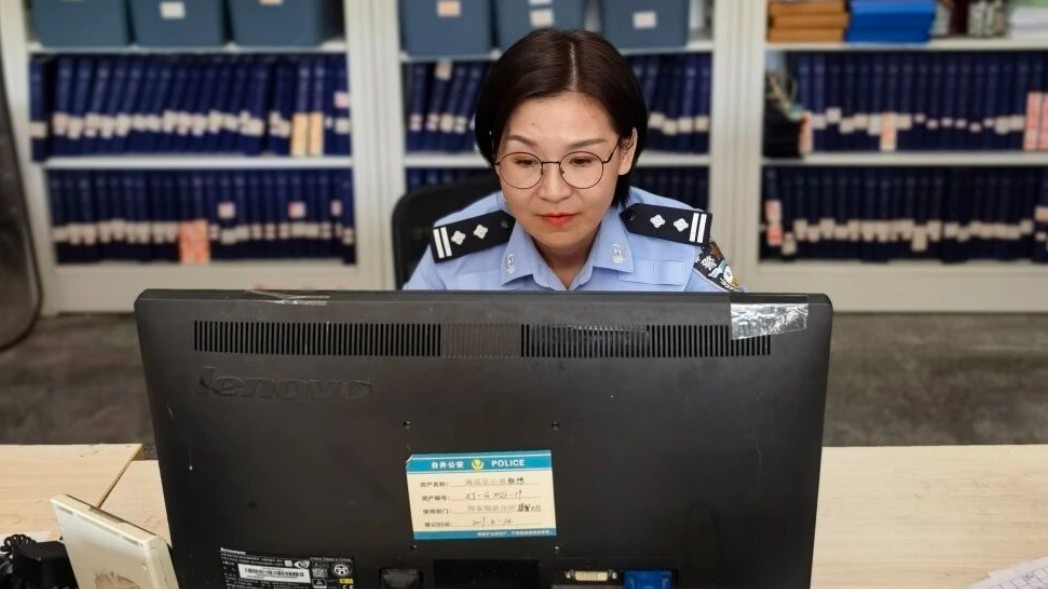 明莉：穿过人间烟火，赴一场为民之约