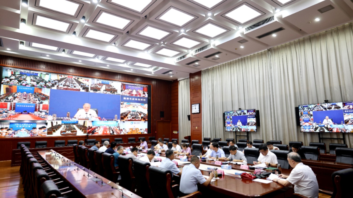 省应急管理厅调度部署中秋、国庆假期安全防范工作