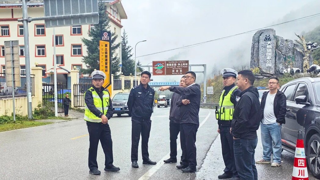 道安委牵头督导检查中秋国庆前道路交通安全挂牌集中整治工作