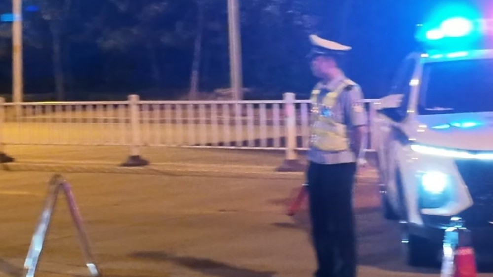 别拿“炸街”来耍酷，威海交警持续治理飙车炸街违法行为