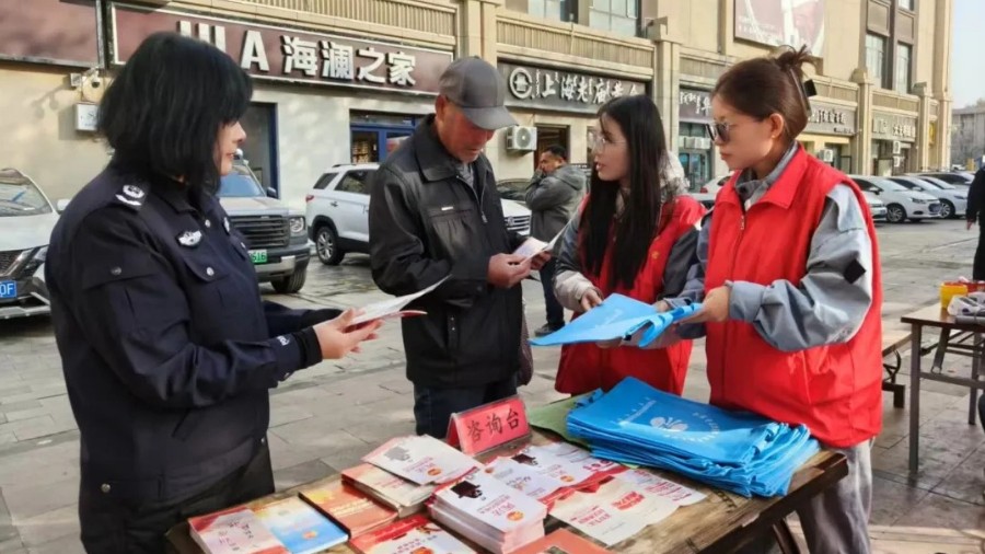 豫见青律·西部篇 | 李翔：被需要，也被温暖着