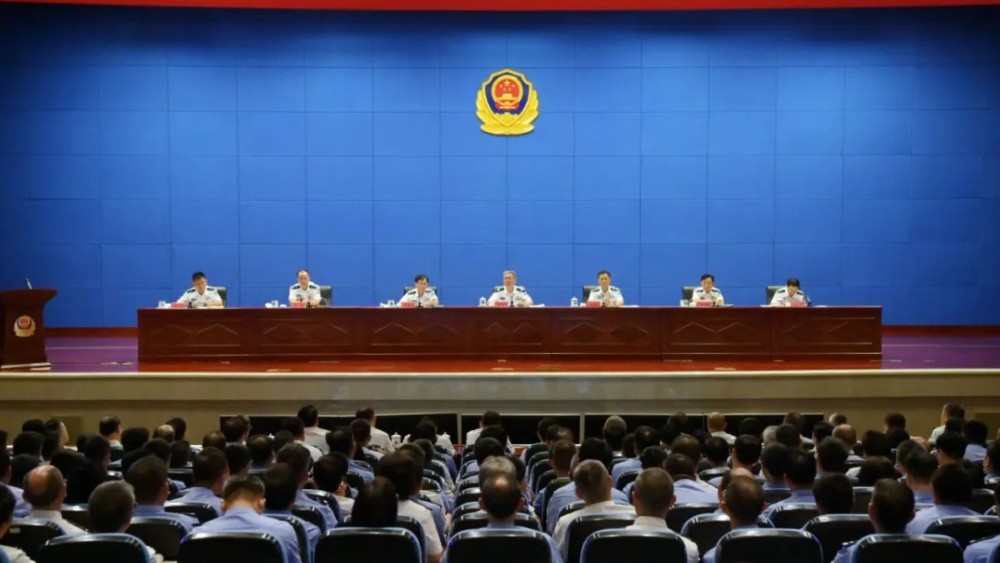 全省公安机关强治理推进会议召开