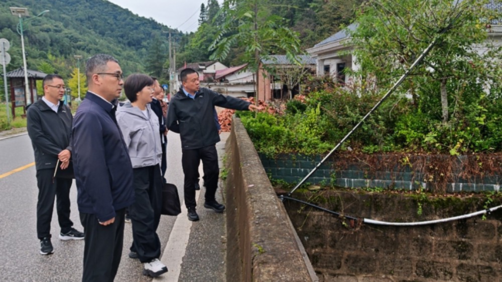 一线把脉促振兴 洋县检察院深入帮扶村调研乡村振兴工作