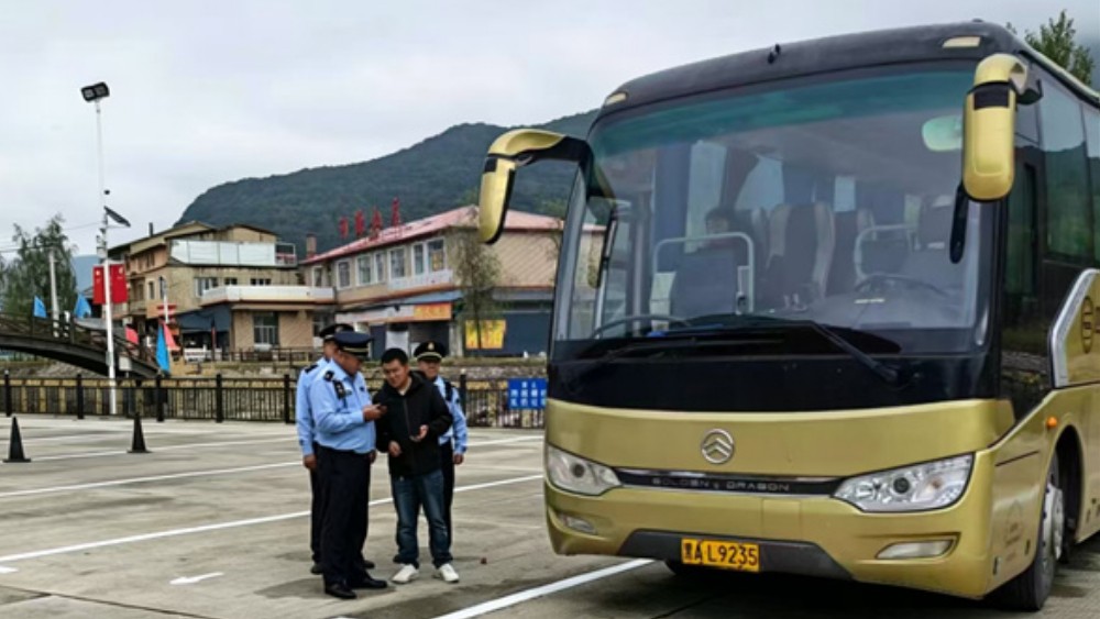 严查拒载议价、非法营运，哈市整治景区周边交通营运秩序