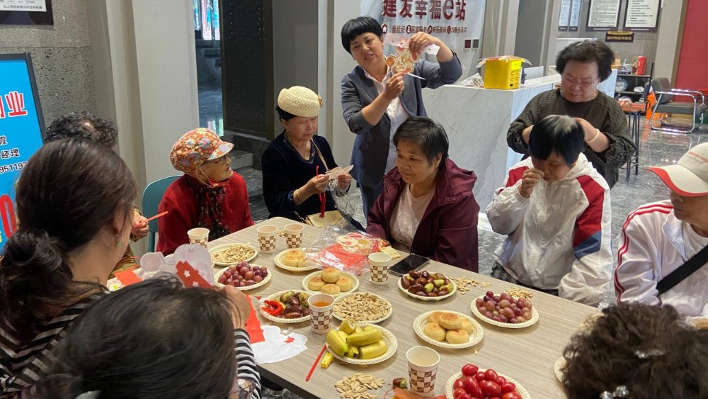 银川市金凤区清馨苑社区：茶话议事聚民意治理增效 开放互动增信任家园提质