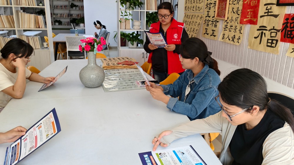 银川市兴庆区双庄社区：警社联动共筑反诈防线 精准科普守护平安家园