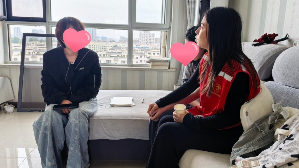 银川市兴庆区玺悦社区：入户走访传递育人温度 家校共育护航少年成长