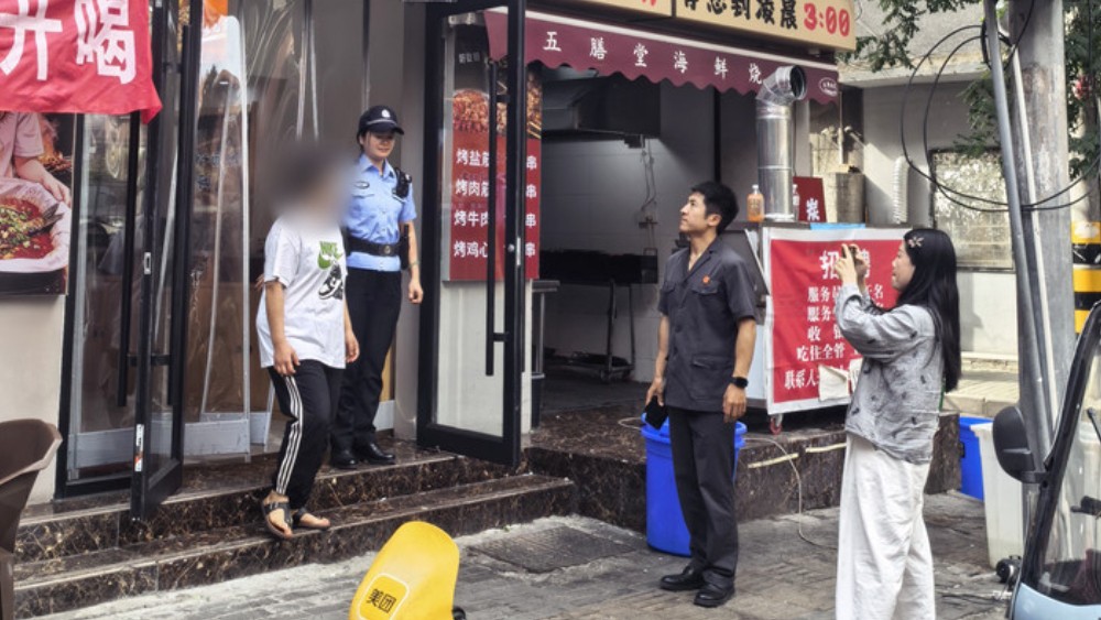 悬赏寻“老赖” 执行护民生