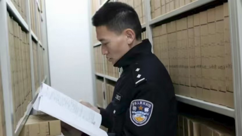 民警金岱：从刑侦“显微镜”到社区“万花筒”的十年坚守