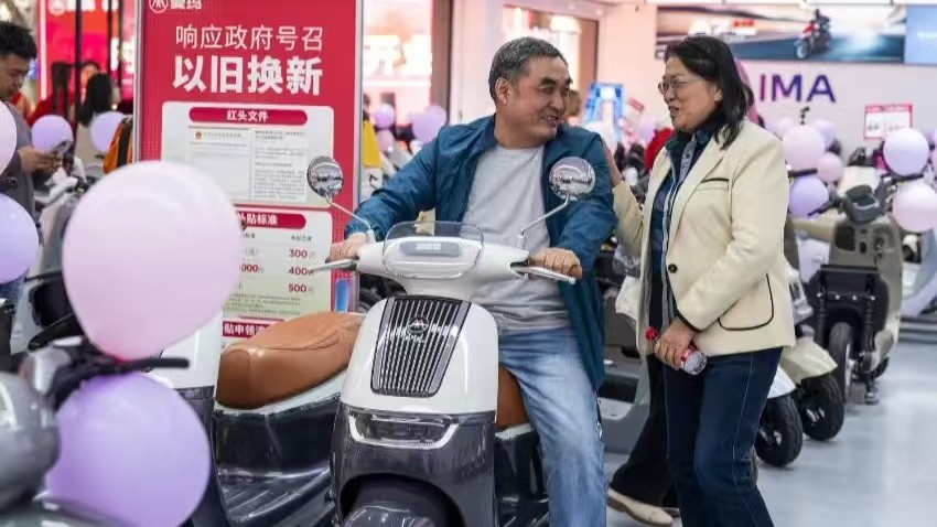 “小电驴”新国标实施后，“旧车”还能骑吗？