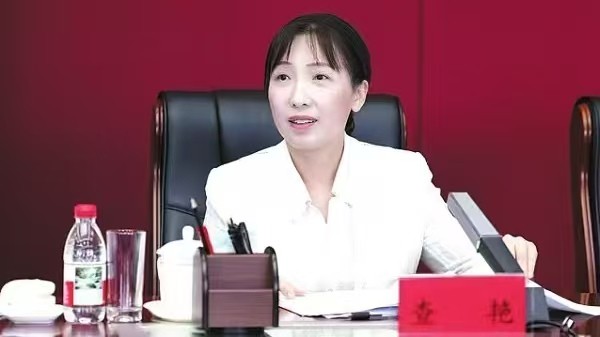 全国人大代表查艳——以“如我在诉”意识做优做实民生司法保障