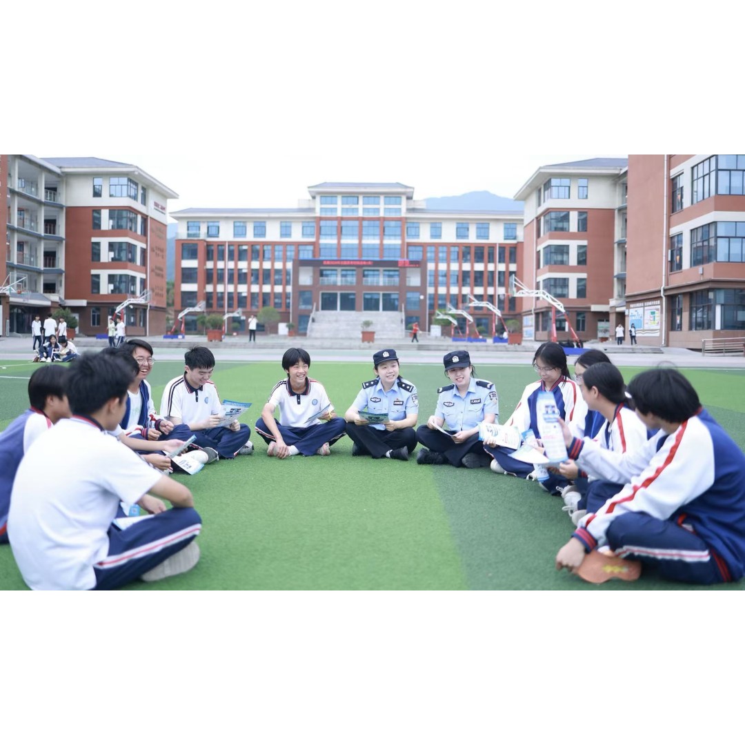 陕西汉阴：创新推行“警察爱心妈妈”进校园，打造警校家社共育“四赢”模式
