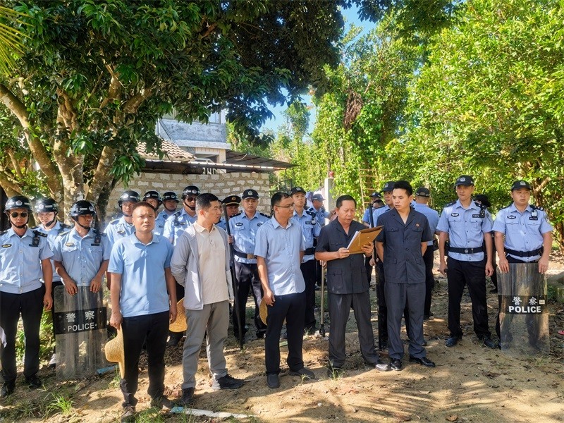 海南陵水法院联合乡政府合力开展强制执行