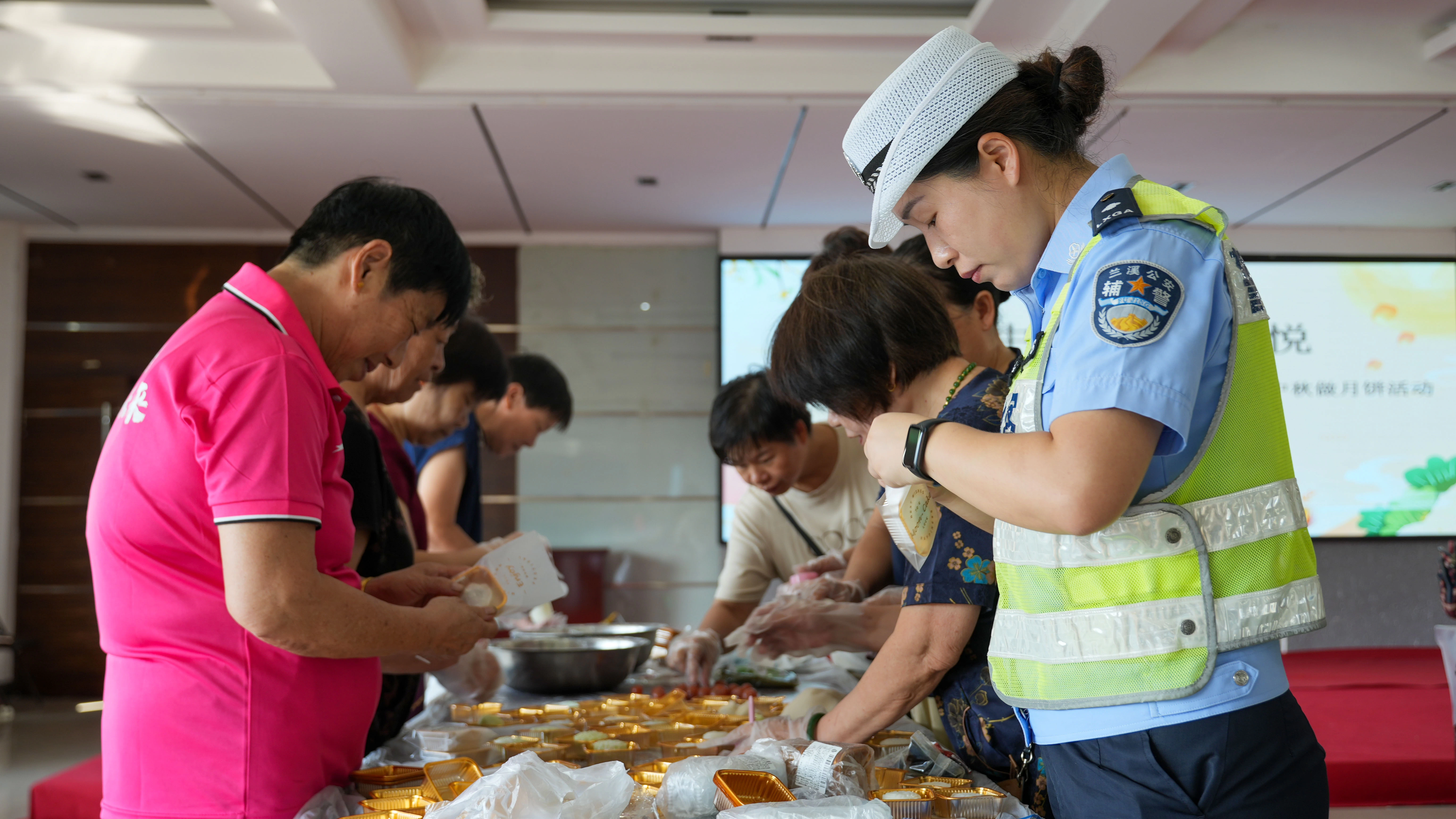 浙江兰溪交警：“文化+安全”双创新 这里每场活动都藏着出行的“平安秘籍”