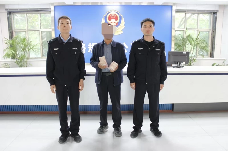 挽损20万！新疆生产建设兵团第六师五家渠垦区公安局快速破获一起盗窃车内财物案