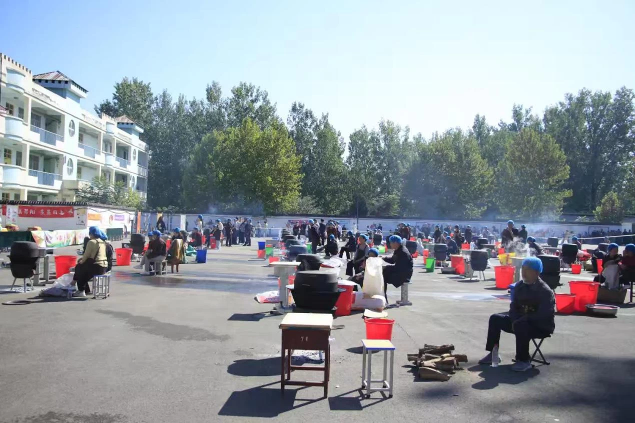 河南省洛宁县景阳镇：人大代表“三重角色”护航，蒸肉争霸赛香飘孙洞村