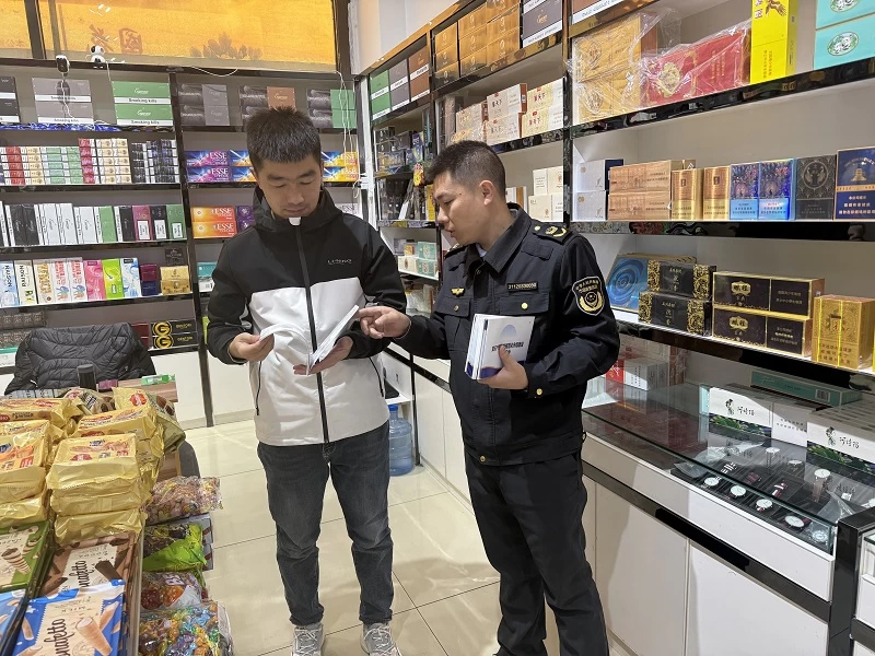 新疆霍尔果斯市：涉企检查做减法 优化服务做加法