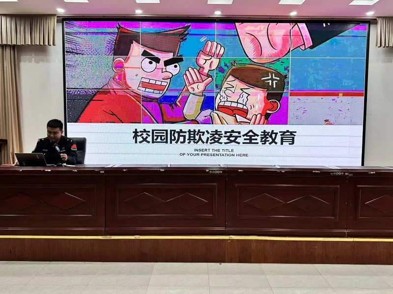 新疆霍尔果斯市司法局：法治进校园，扣好人生“第一粒扣子”