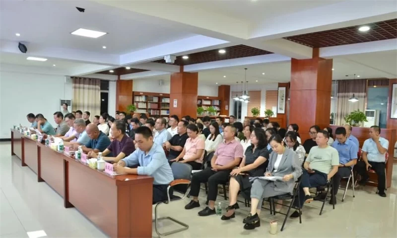 海南省儋州市检察院第七期晚间课堂开讲 以专项分析研判助力提升检察工作质效