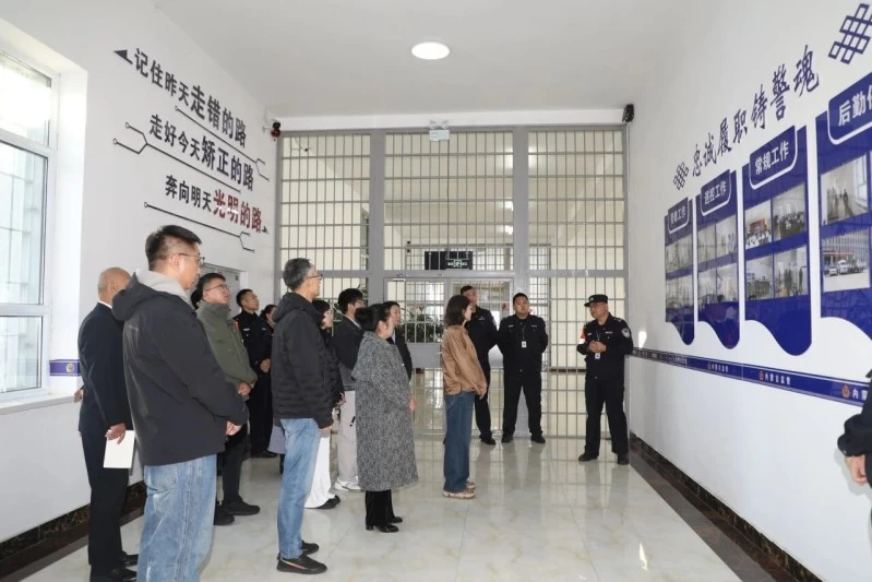 内蒙古呼伦贝尔市：这场检察开放日，带代表委员走进监管“第一线”