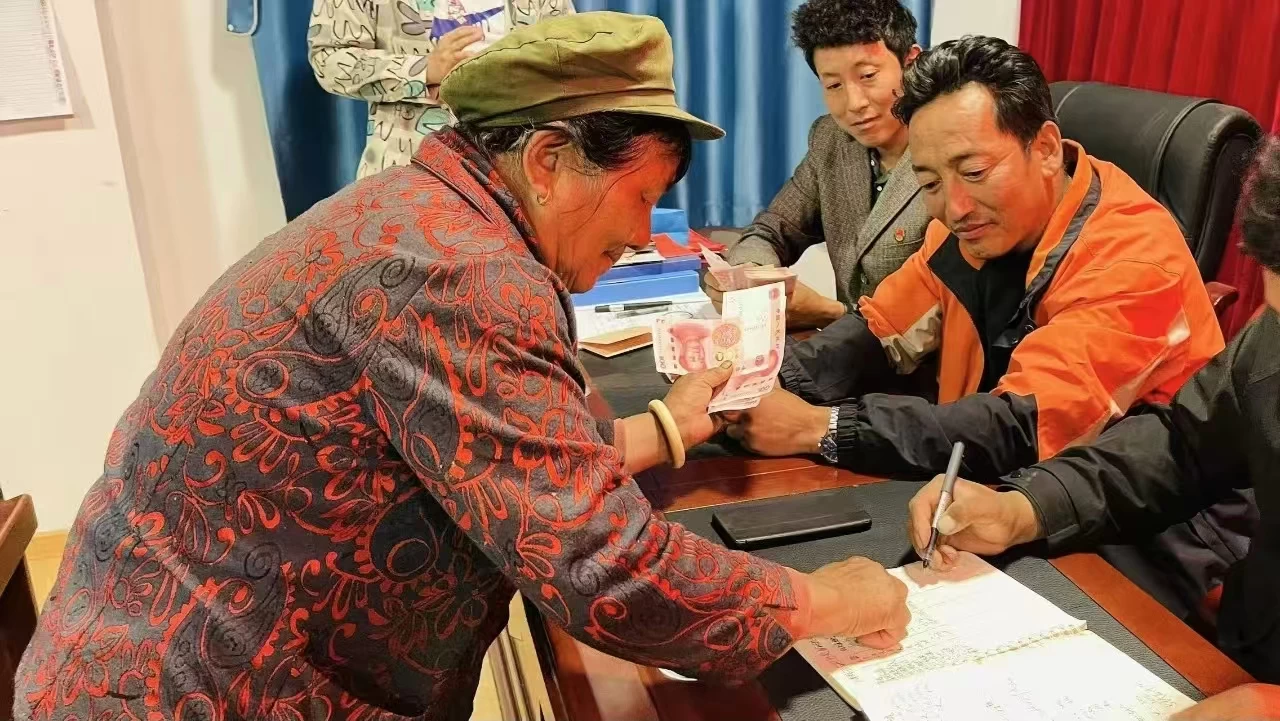 稻城县：接诉即办守民“薪” 高效化解“烦薪事”
