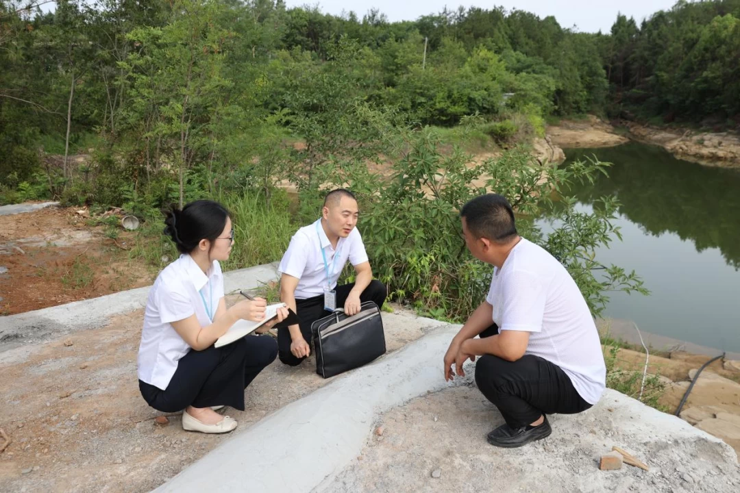 巴中市巴州区：化解群众“揪心事” 村民喝上“放心水”