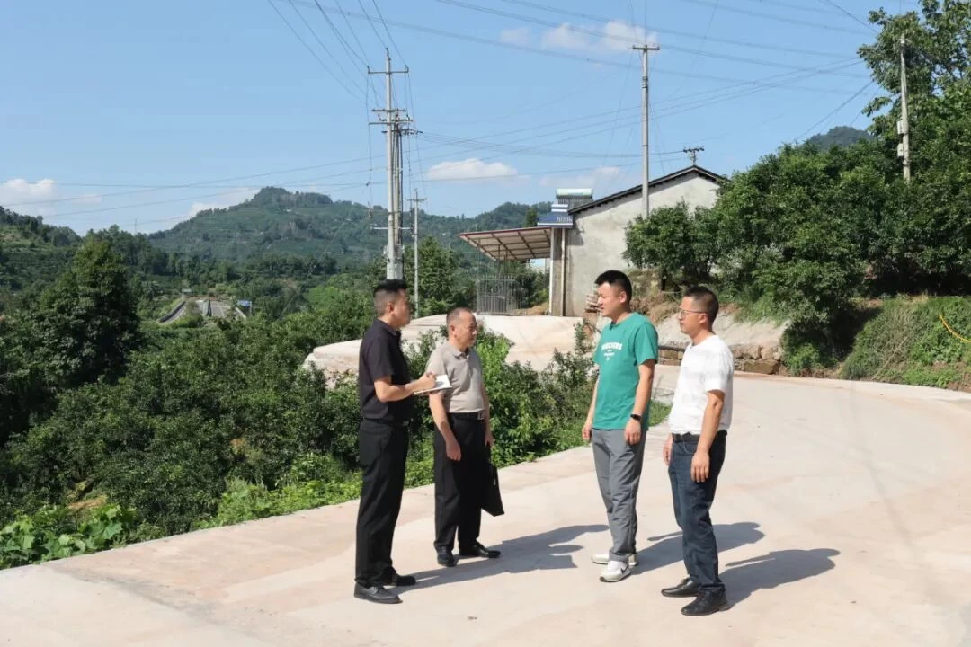 丹棱县：下沉监督破解出行难