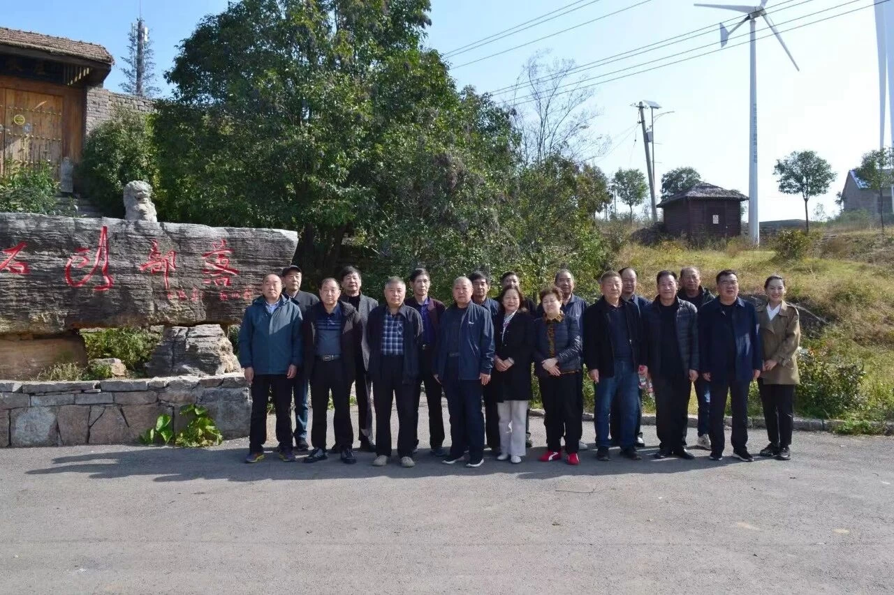 河南嵩县法院组织开展“重阳承法韵 金秋敬桑榆”主题活动
