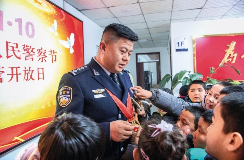 民族团结之花常开长盛