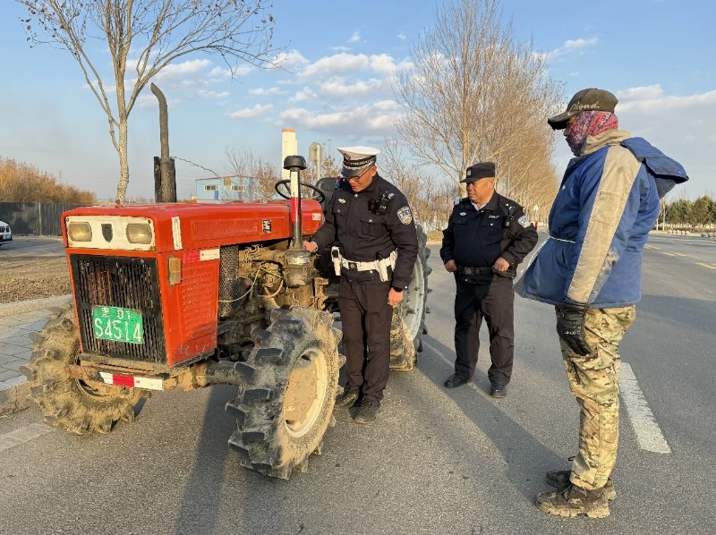 联勤攻坚践使命——黑龙江省哈尔滨市尚志公安筑牢冰雪旅游季道路安全屏障