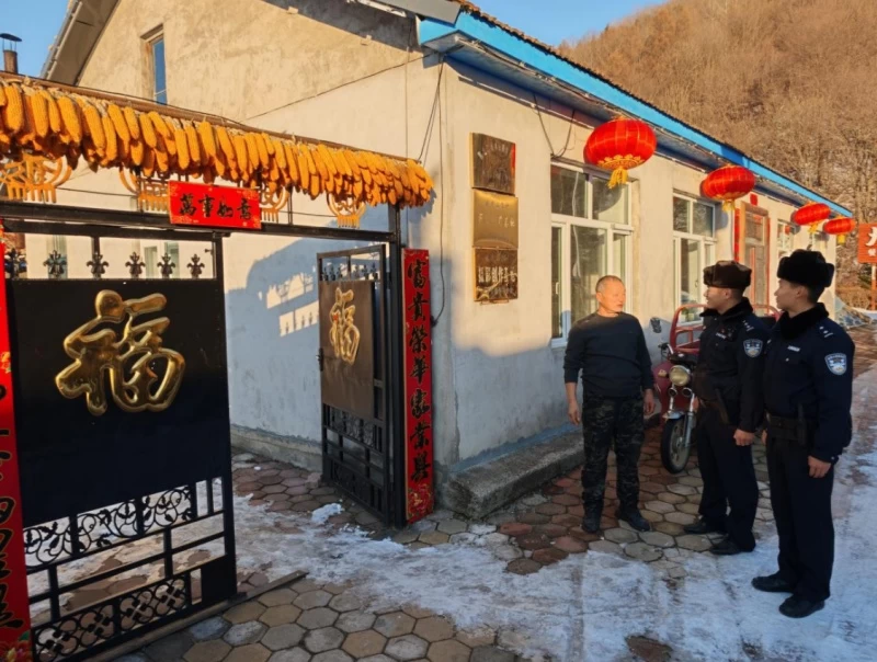 黑龙江省林区公安局柴河分局：雪村景区开门迎客 林区公安护航先行