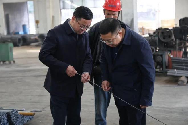 湖南省常德市市场监督管理局开展“瘦身钢筋”专项整治暗访检查