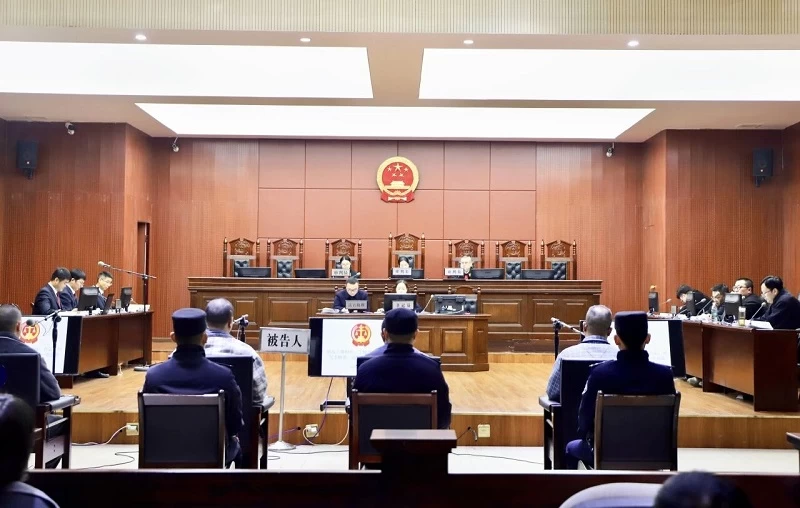湖北洪湖：检察长出庭支持公诉，带头办案彰显履职担当