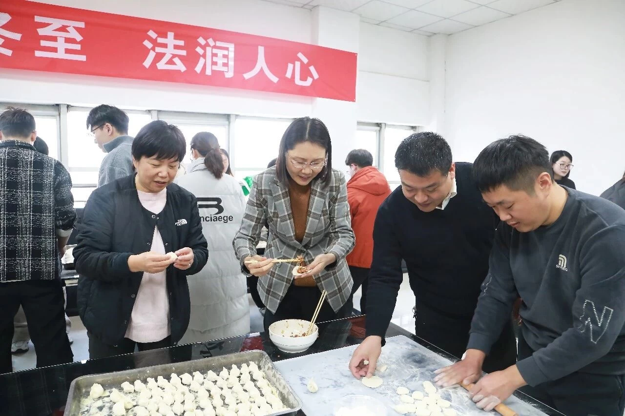 河南宜阳法院：情暖冬至 法润人心
