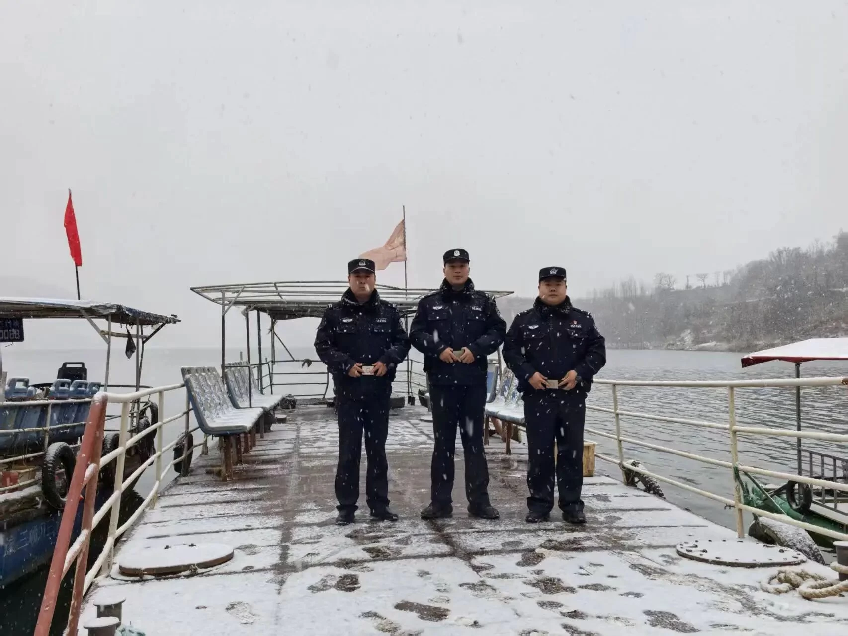 河南卢氏公安：河山添锦绣 警心映初心
