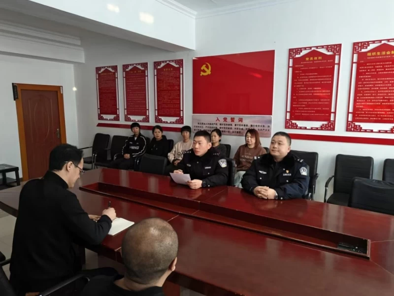 警民恳谈面对面 共筑防线心连心——黑龙江省林区公安局清河分局清河派出所开展群众意见座谈会
